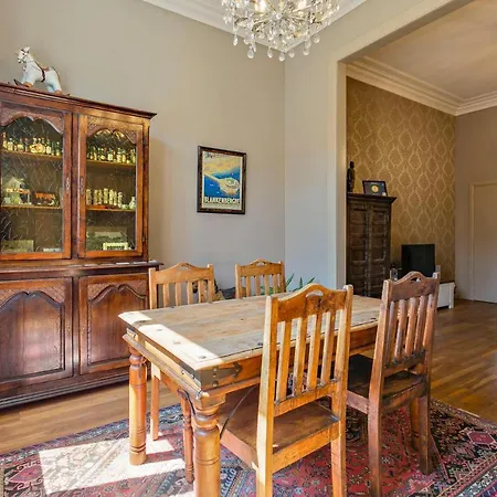 Apollo アパート ブランケンベルヘ